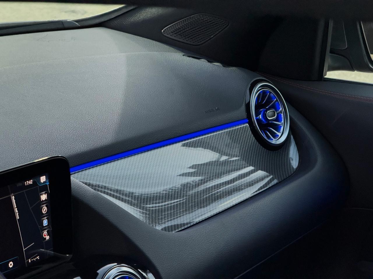 Mercedes-Benz GLA 200 d Premium AMG TETTO