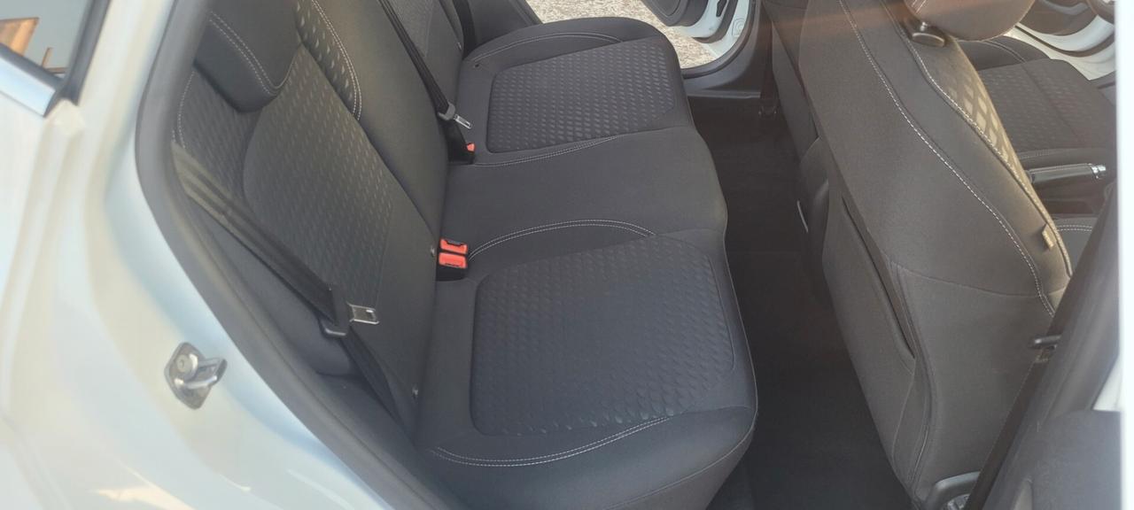 Ford Fiesta 1.0 Ecoboost Hybrid 125 CV 5 porte Titanium