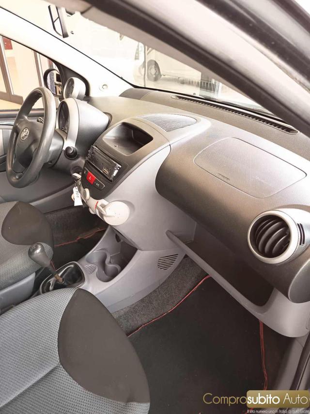 TOYOTA Aygo 1.0 12V VVT-i 5 porte