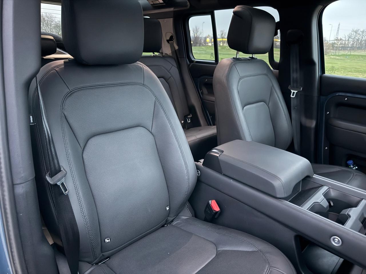 Land Rover Defender - subentro leasing leggere