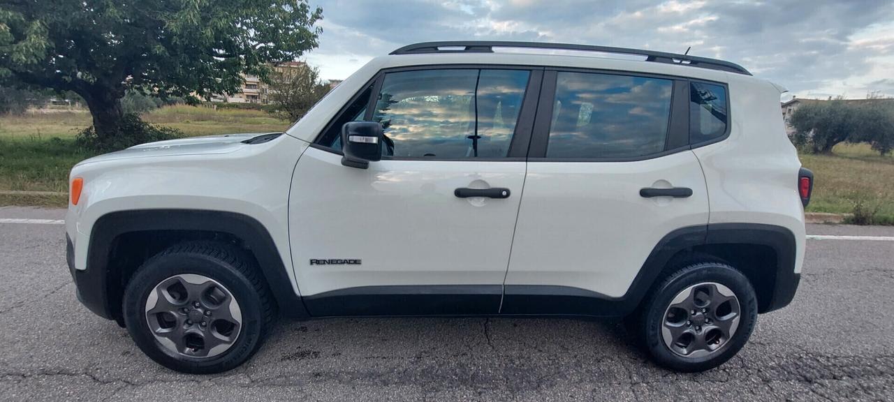 JEEP RENEGADE 2,0 DIESEL 120 CV 4WD 4X4 NAVIGATORE TELEFONO SENSORI IMPECCABILE