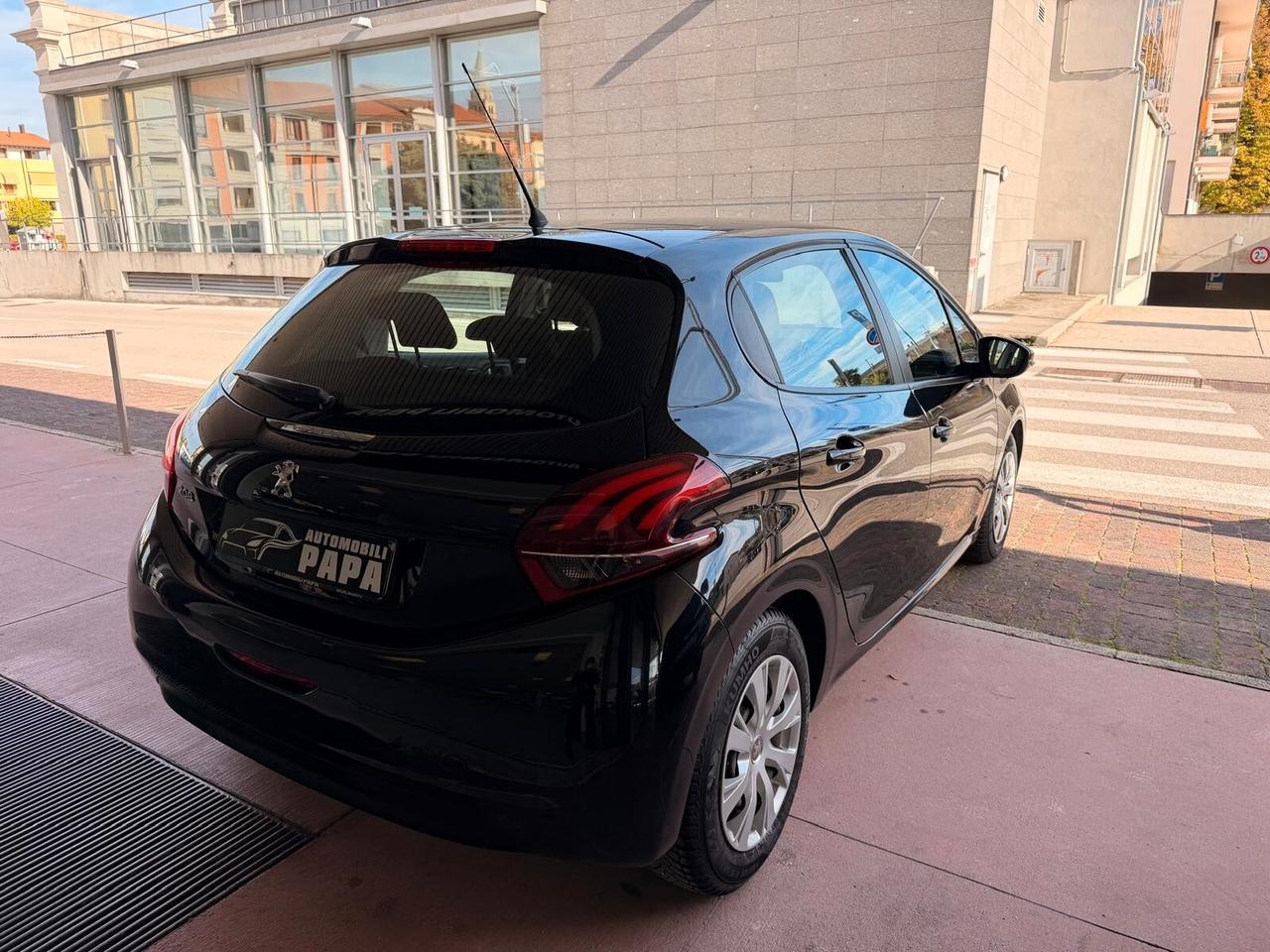 Peugeot 208 1.2 Benzina 82 5 porte 82 (cv) - 60(kw)