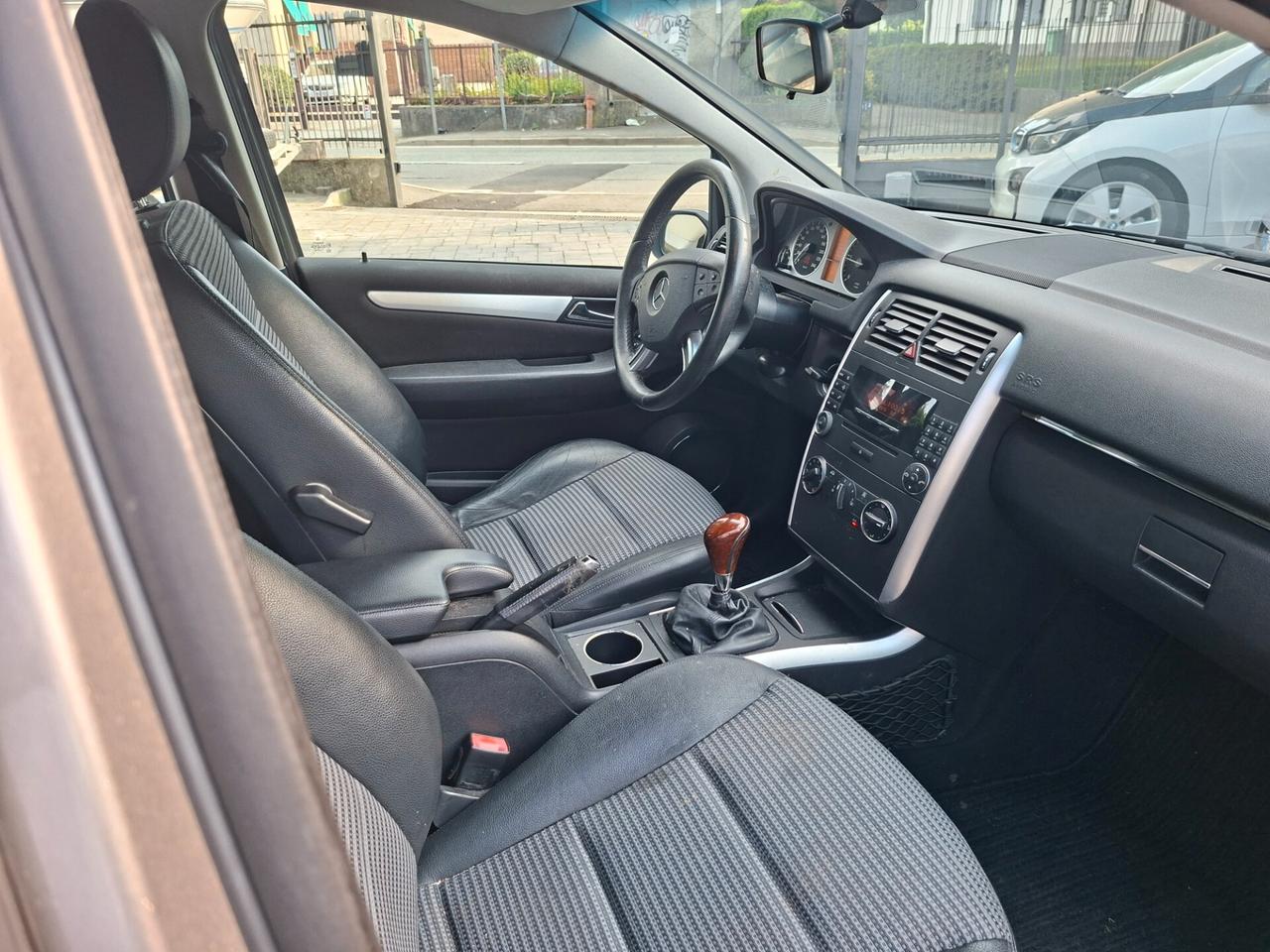 Mercedes-benz B 200 CDI Sport