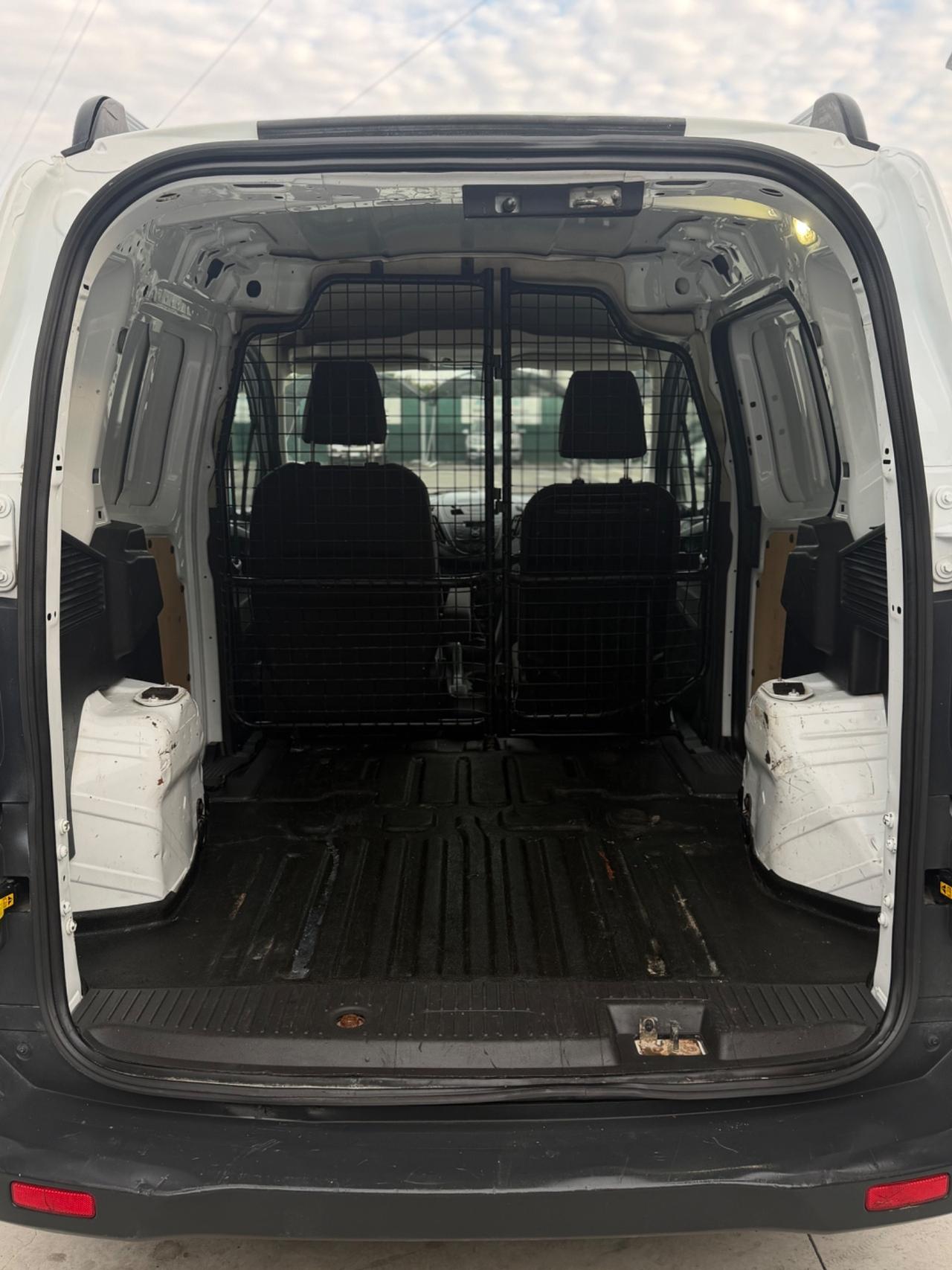 Ford Transit Courier 1.5 TDCi 95CV Van Trend
