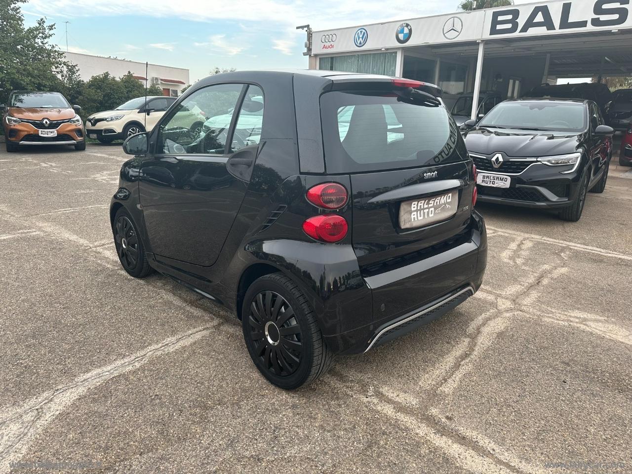 SMART fortwo 1000 52 kW MHD coupé Special One