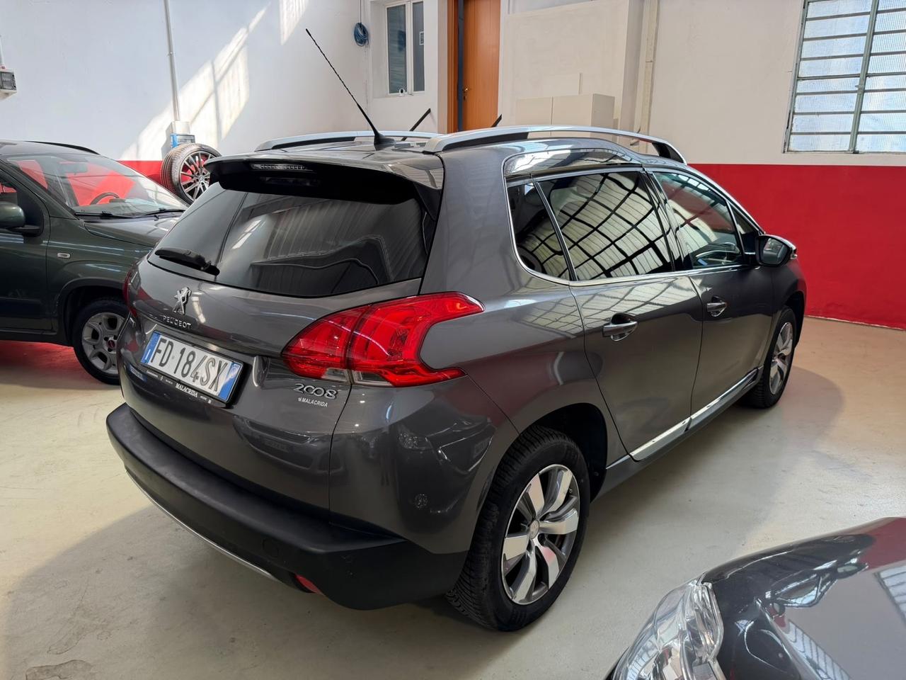 Peugeot 2008 PureTech 82 ETG5 S&S Allure