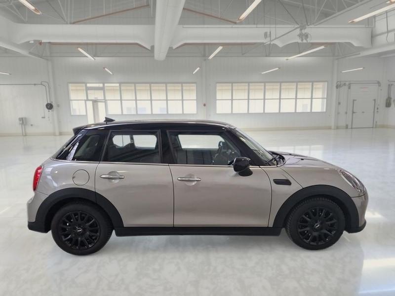 MINI COOPER CLASSIC AUTO 5 PORTE BERLINA