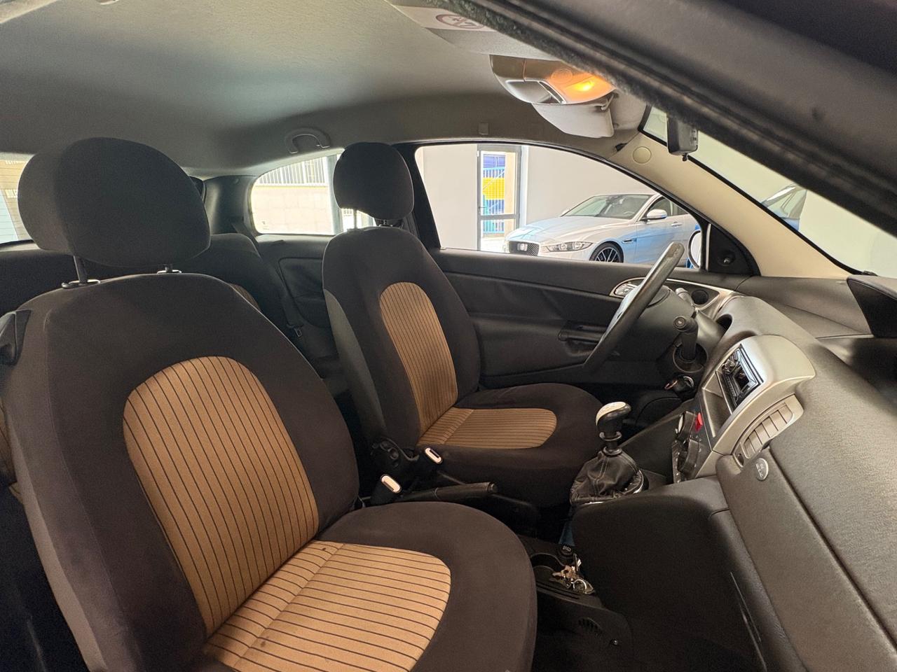 Lancia Ypsilon 1.2 benzina 60cv 2008 km 125000