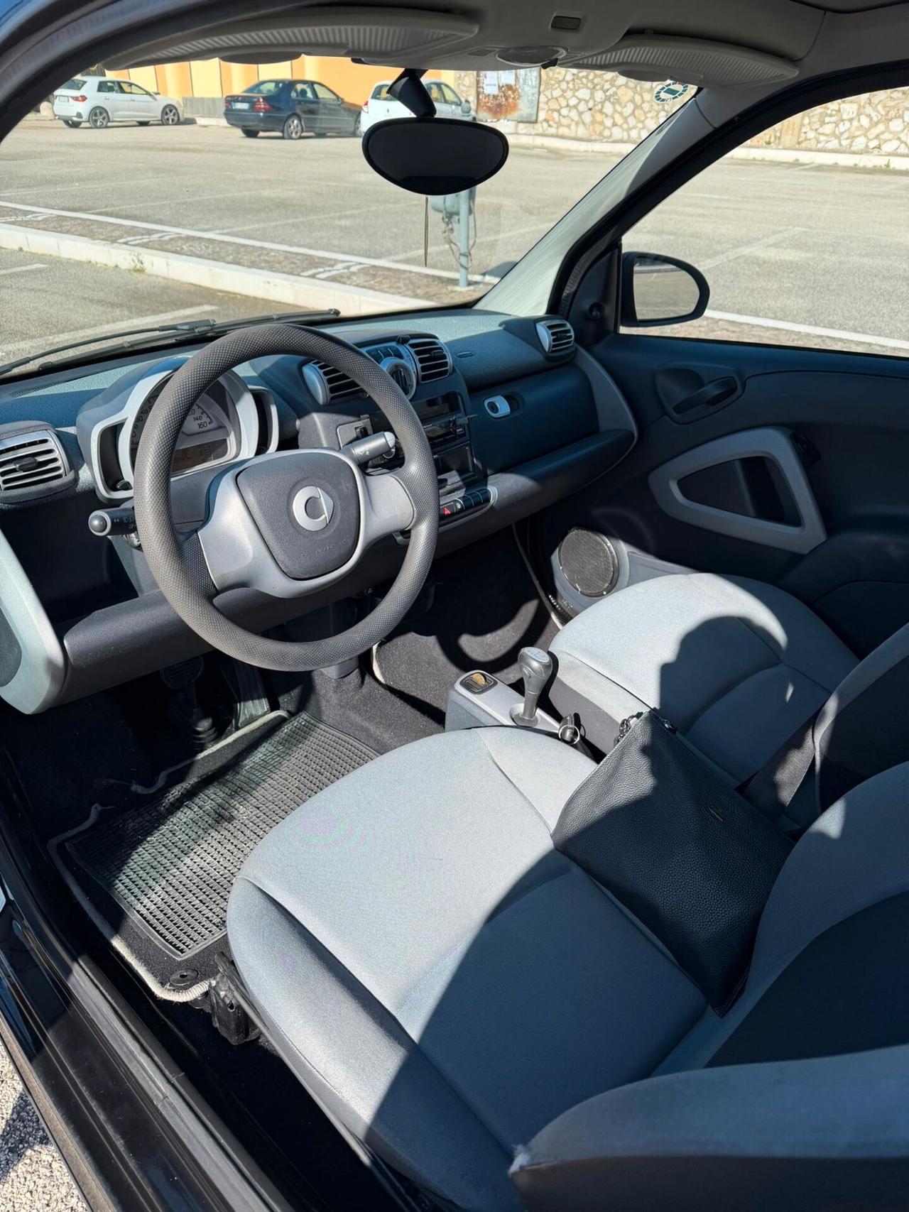 Smart ForTwo 1000 52 kW coupé pure