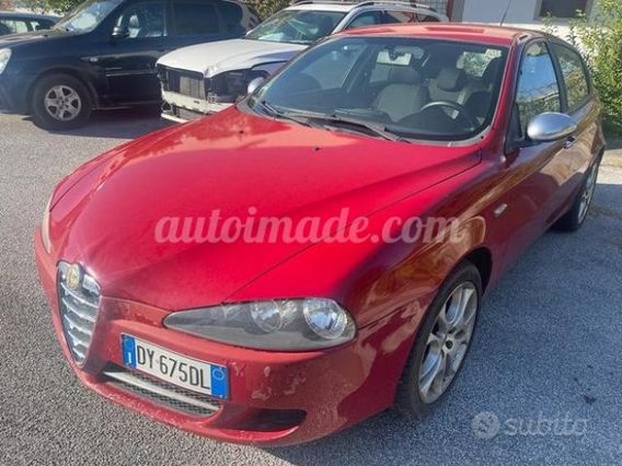 ALFA ROMEO 147 1.9 JTD (120) 5 porte Exclusive