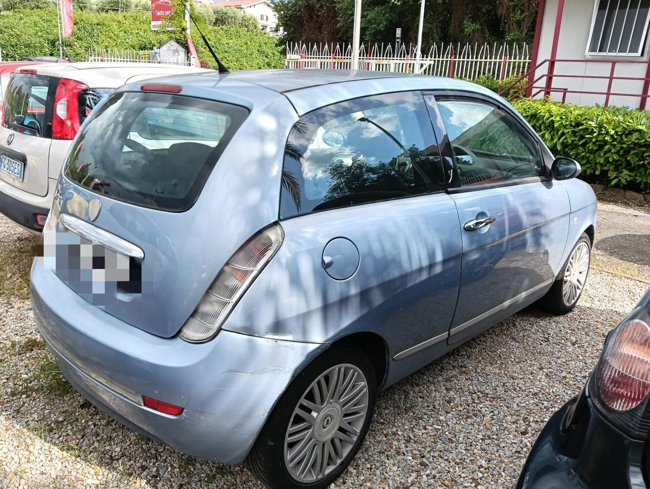 Lancia Ypsilon 1.2 Oro