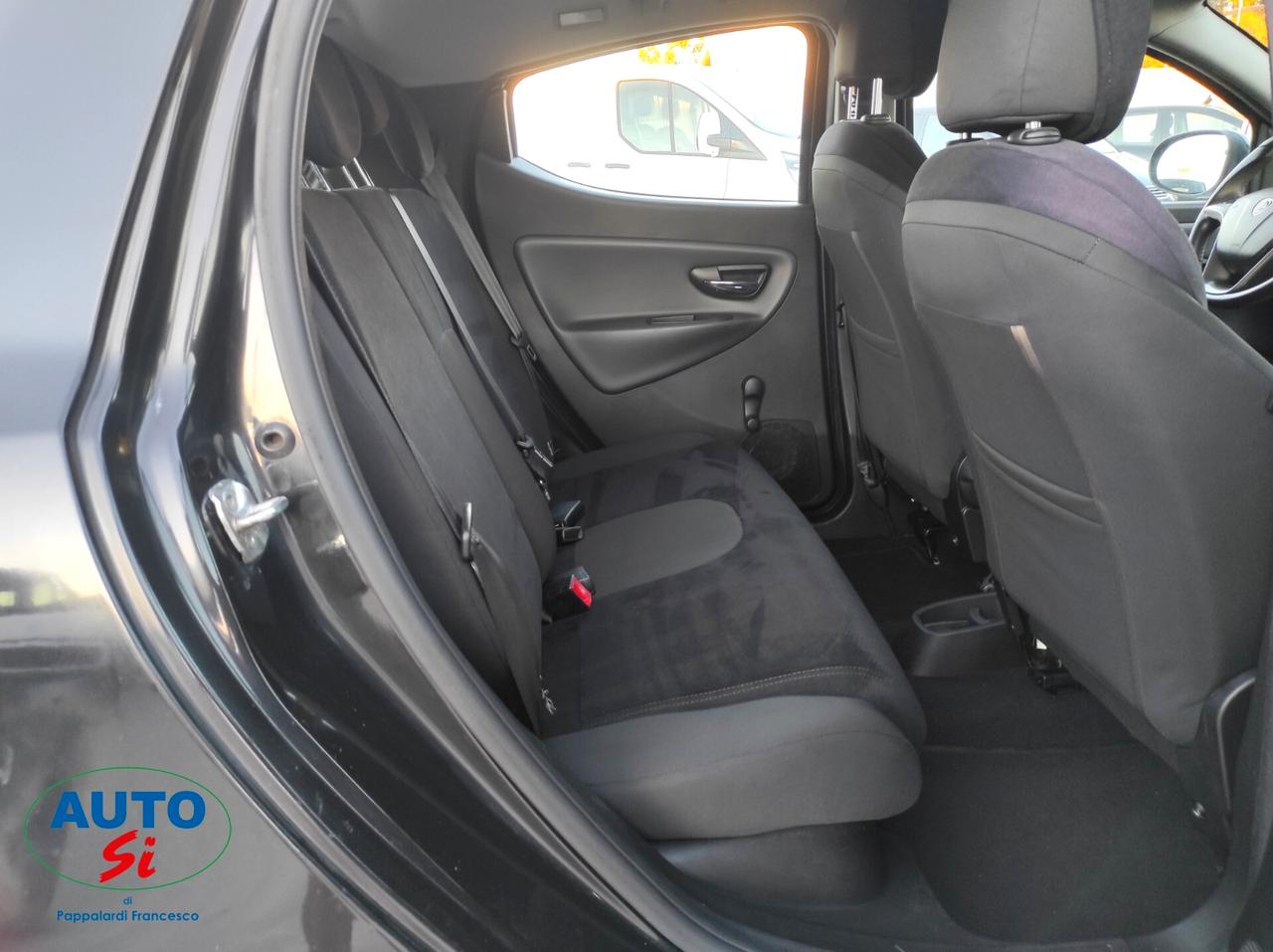 Lancia Ypsilon 1.2 Benz/GPL - 69cv NEOPATENTATI
