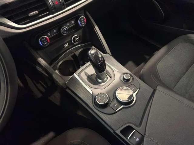 Alfa Romeo Stelvio 2.2 Turbodiesel 190 CV AT8 Q4 Executive