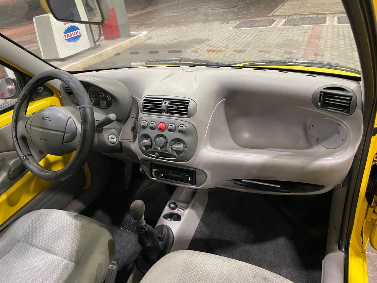 FIAT 600 1.0 BENZINA 78000 KM NEOPATENTATI 2006.