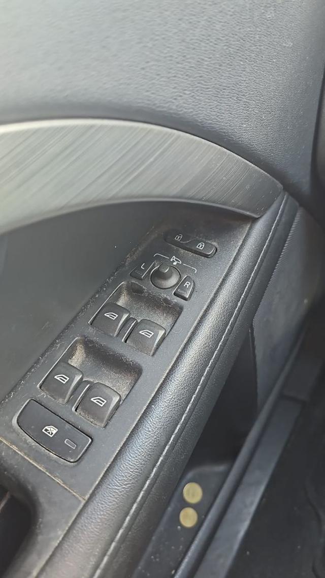 VOLVO V70 D3 Geartronic Momentum