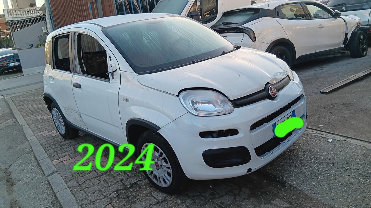 Fiat Panda incidentata sinistrata mondialcars 024