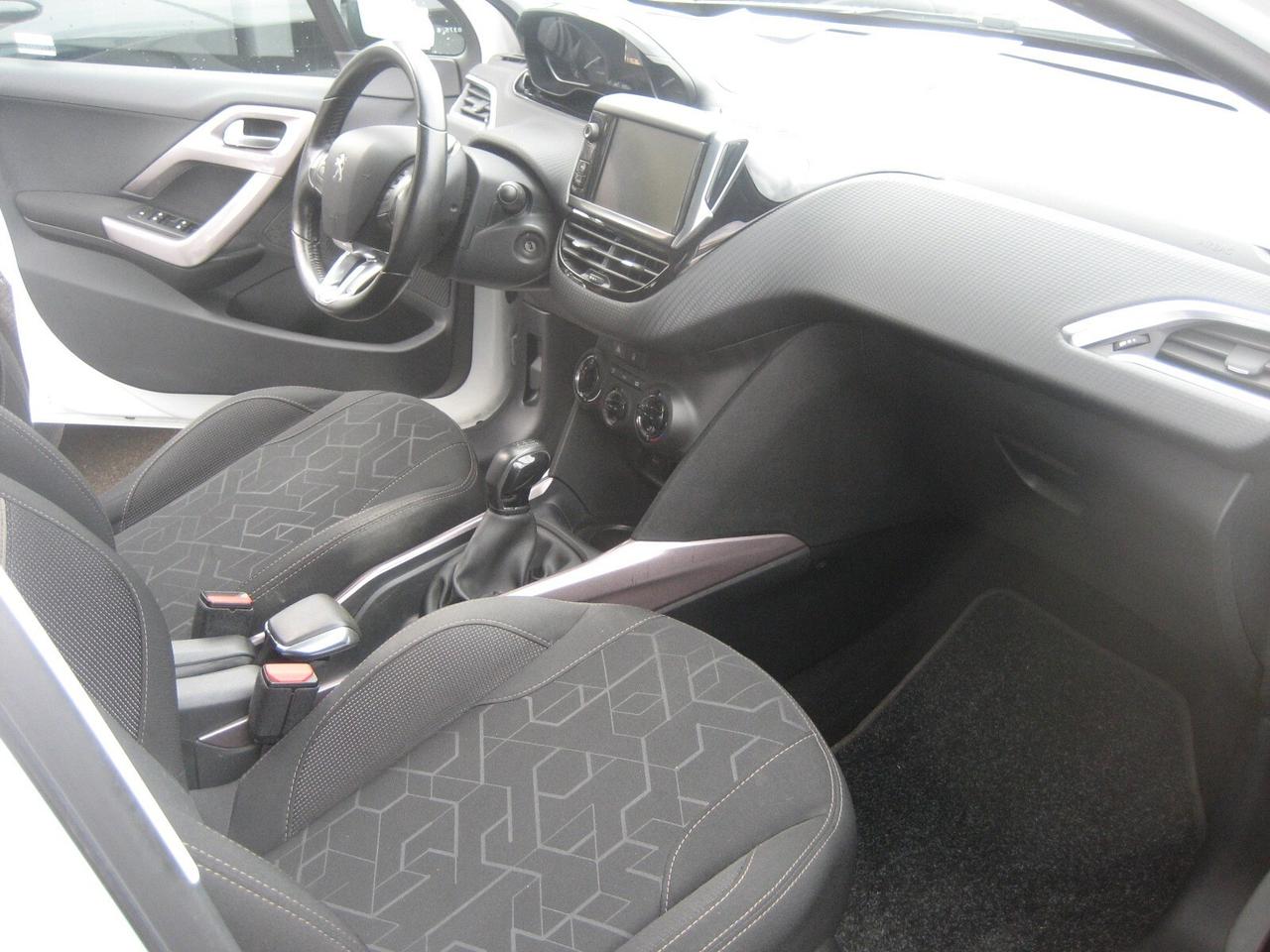 Peugeot 2008 PureTech 82 Active