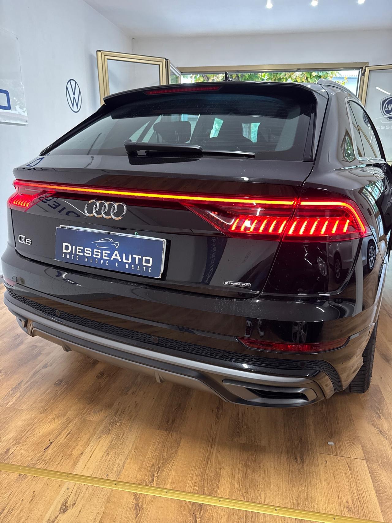 Audi Q8 45 TDI mhev Sport