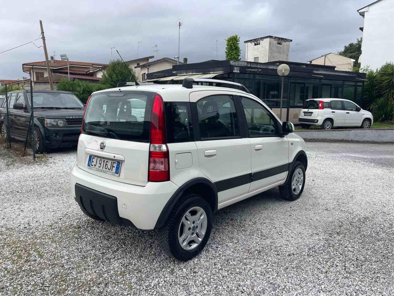 FIAT PANDA - INTEGRALE . 4X4 - CLIMBING