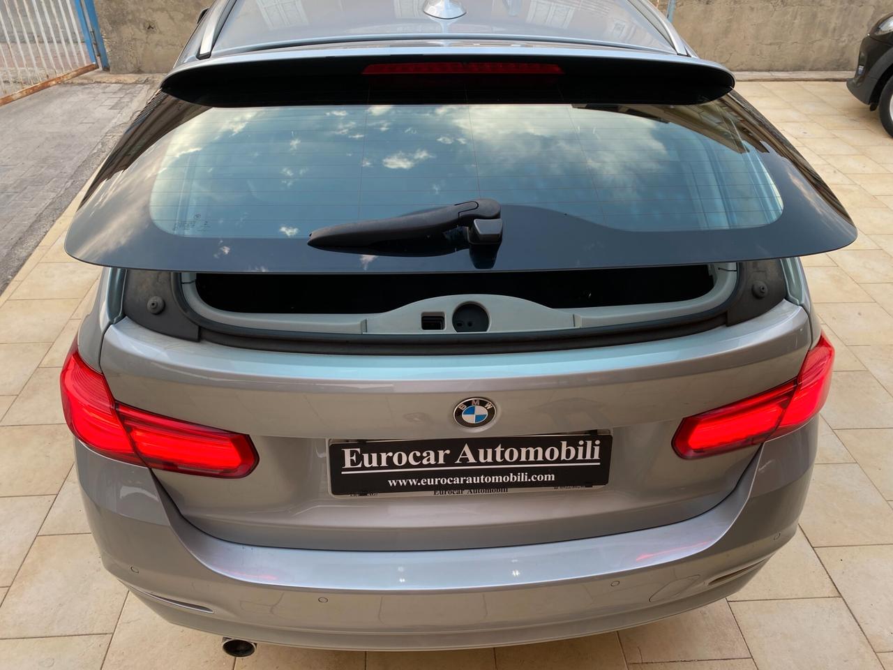 Bmw 318d Touring Luxury - CAMBIO AUTOMATICO