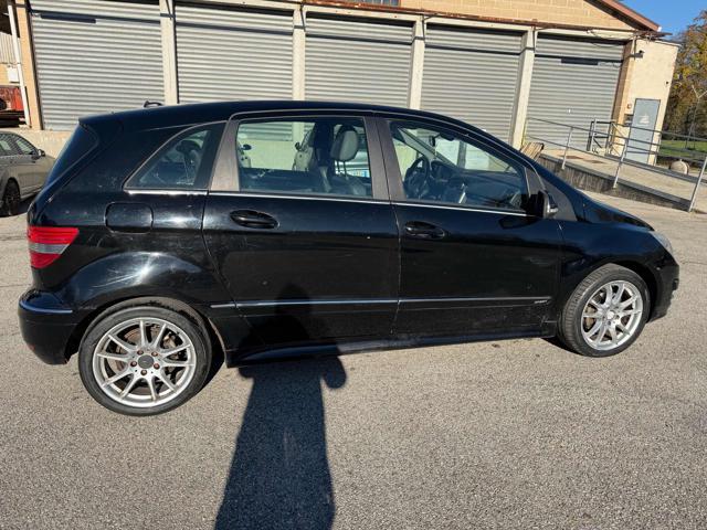 MERCEDES-BENZ B 200 CDI Sport senza nessun lavoro da fare