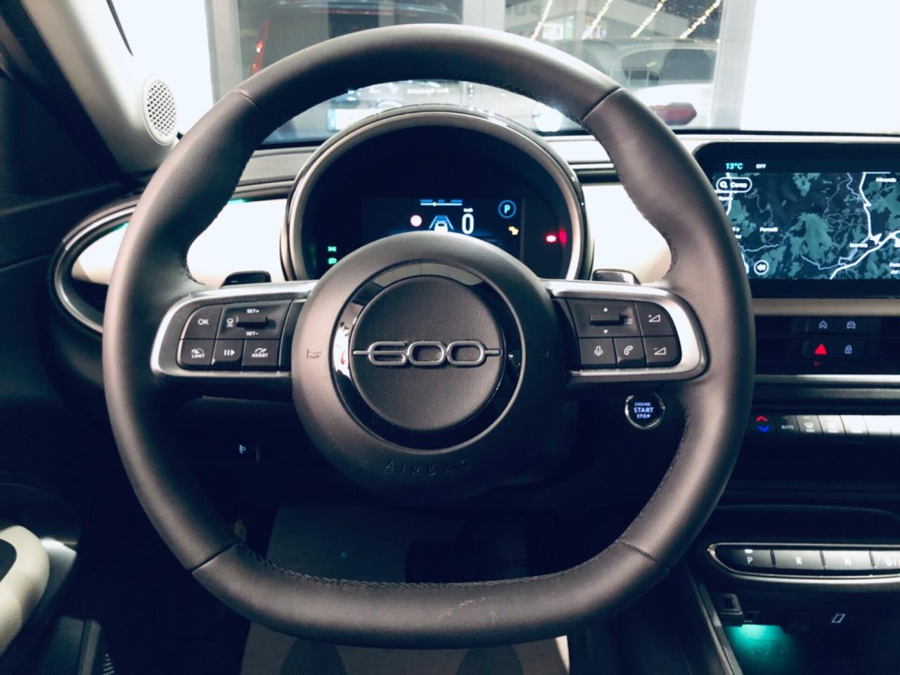 Fiat 600 Hybrid 100 CV DCT MHEV La Prima