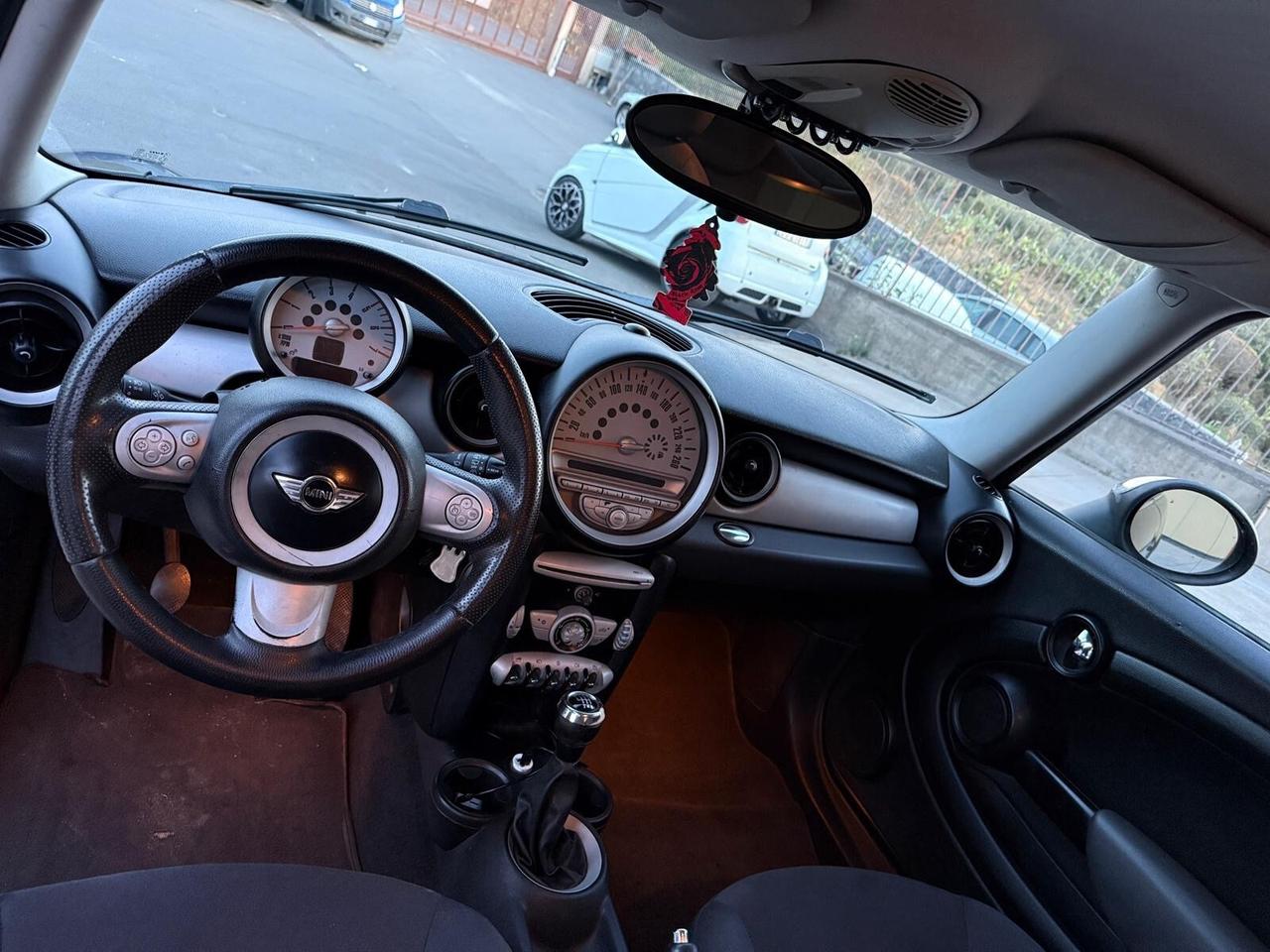 Mini Cooper ok Neopatenti