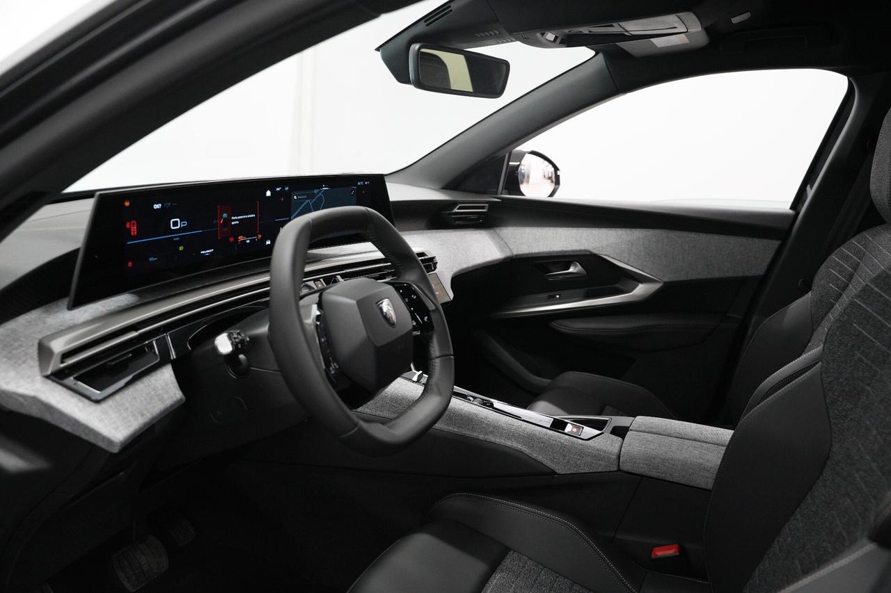 Peugeot 3008 Hybrid 136 e-DCS6 Allure