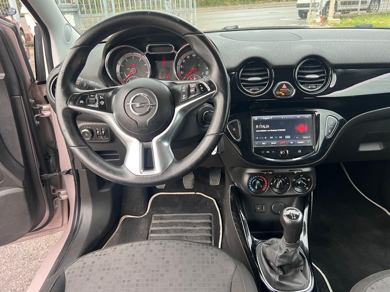 Opel Adam 1.2 70 CV Glam