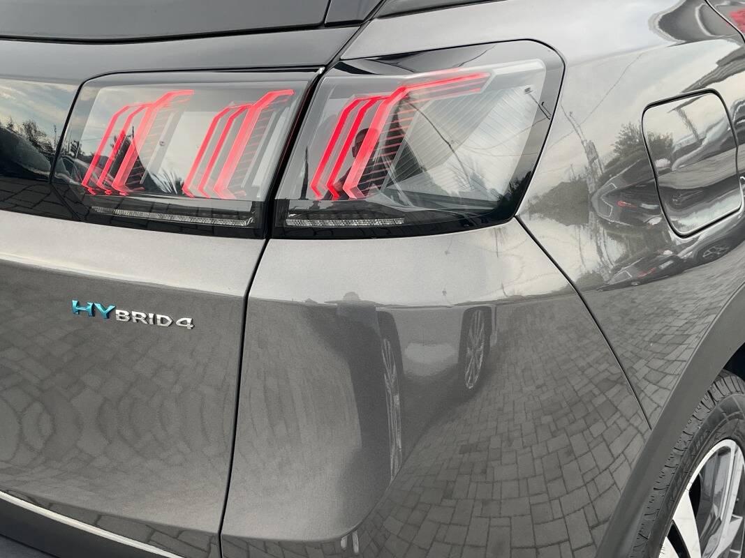 Peugeot 3008 II 1.6 hybrid4 phev Allure Pack 300cv e-eat8