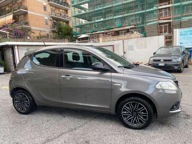 Lancia Ypsilon Ypsilon III 2015 1.2 Black and Noir s