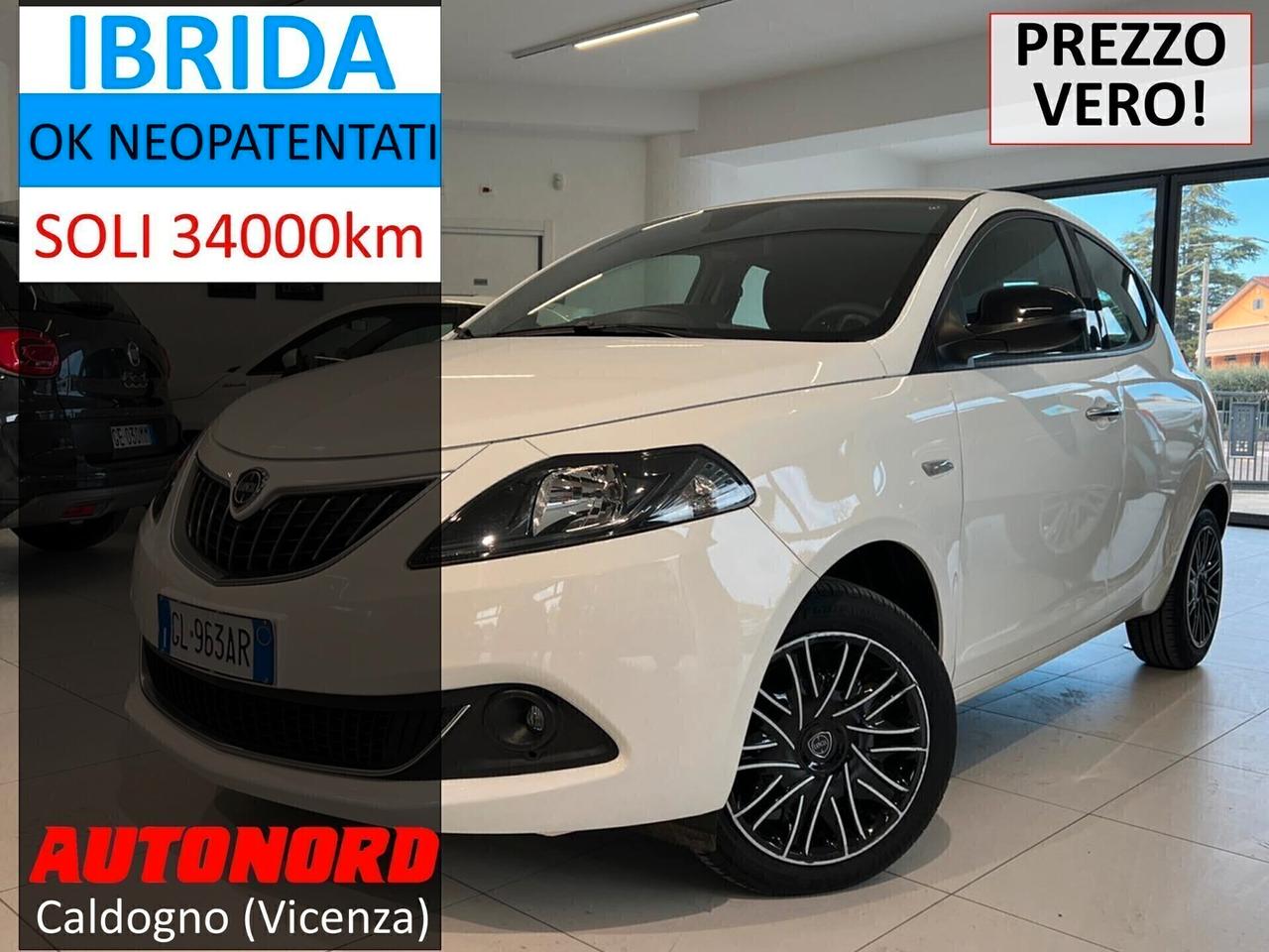 Lancia Ypsilon 1.0 FireFly 5 porte S&S Hybryd Gold