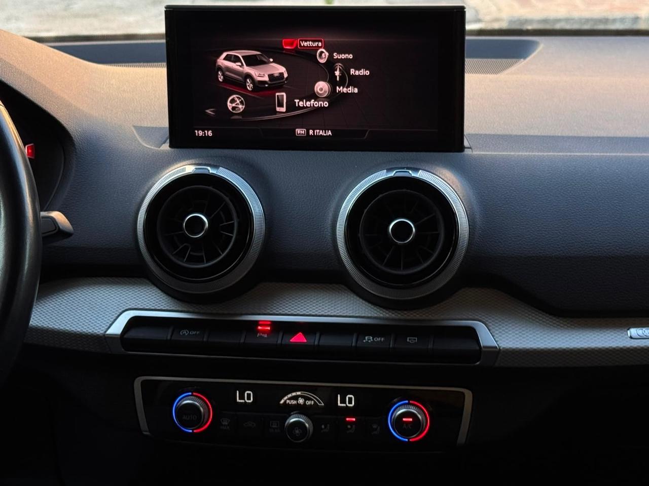 Audi Q2 30 TDI S tronic Admired