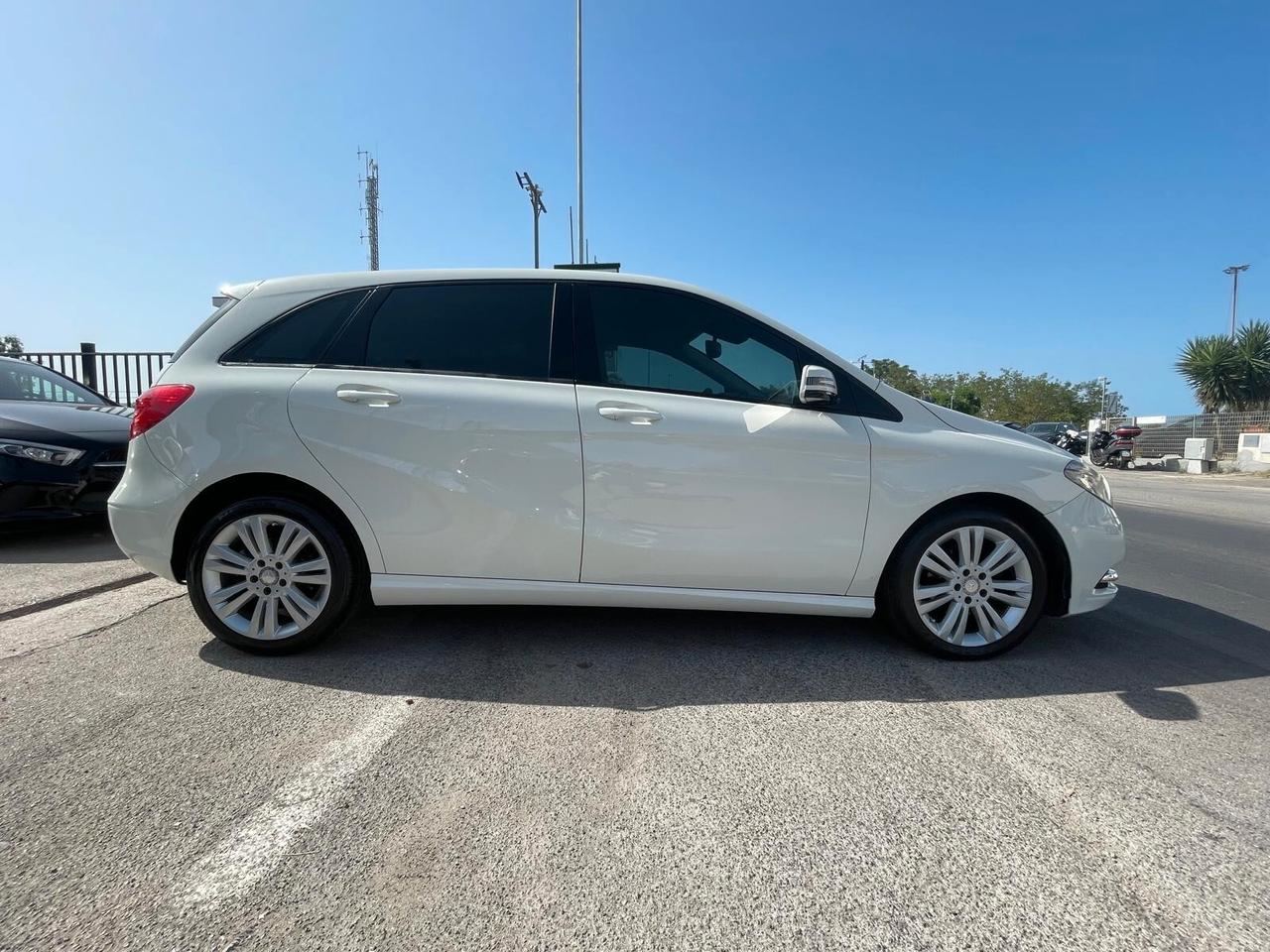 Mercedes-benz B 180 CDI BlueEFFICIENCY Premium