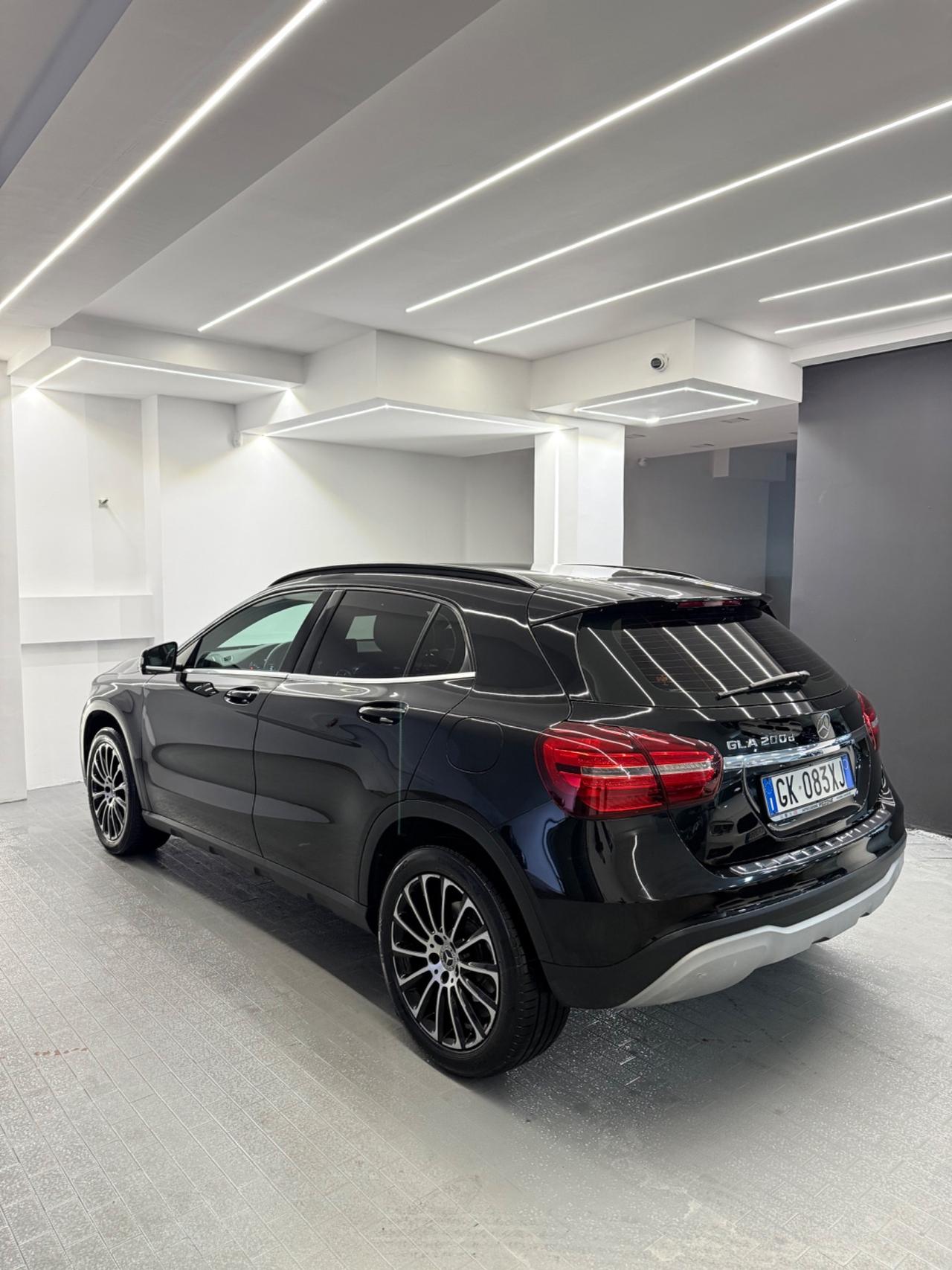 Mercedes-benz GLA 200 d Automatic Sport