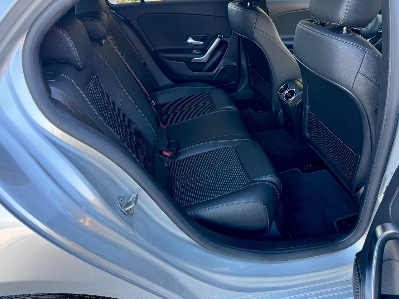 Mercedes-benz A 180 d Automatic Sport(mot.mercedes)