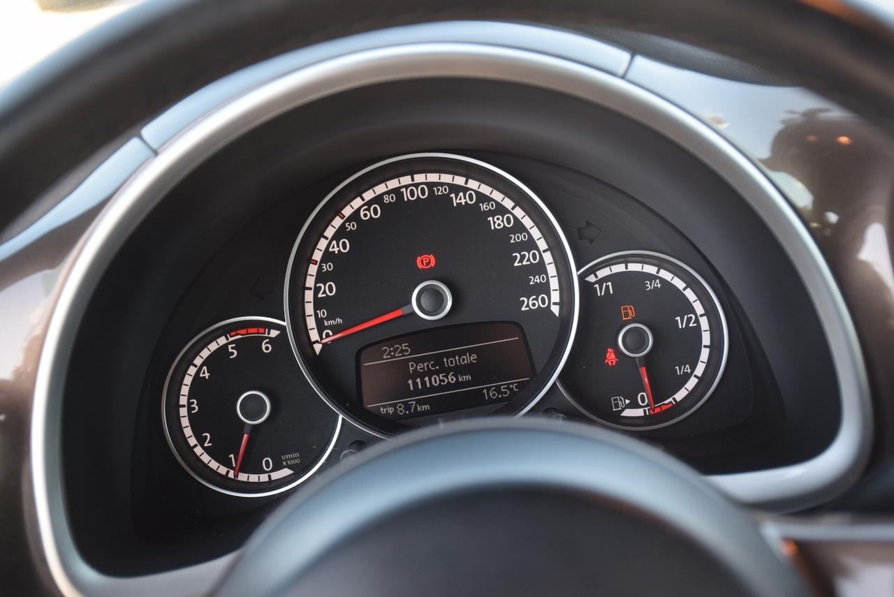 Volkswagen Maggiolino 1.6TDI 105CV NAV ANDROID CARPLAY SENSORI CRUISE BT OK NEOPATENTATI
