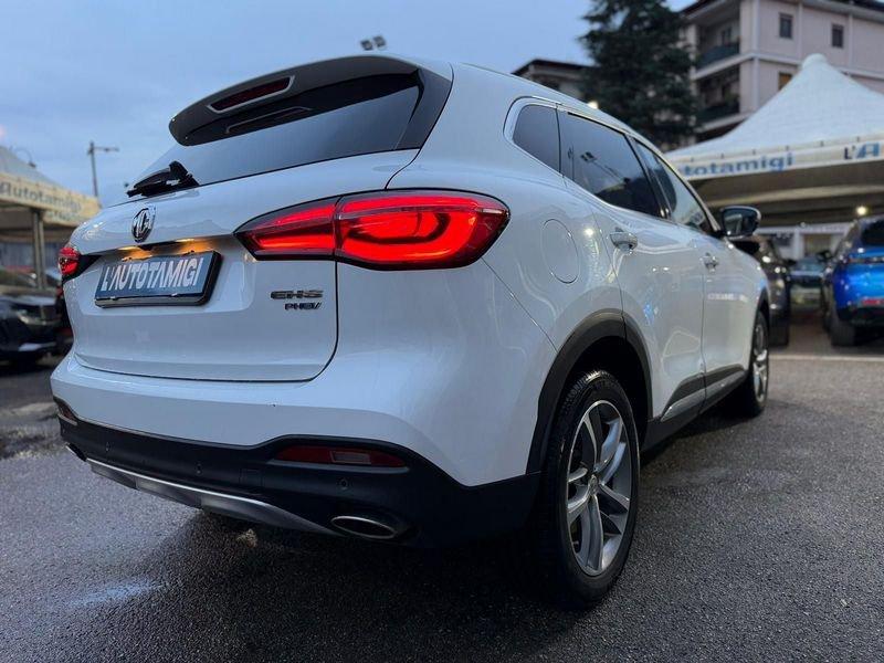 MG EHS Plug-in Hybrid Luxury