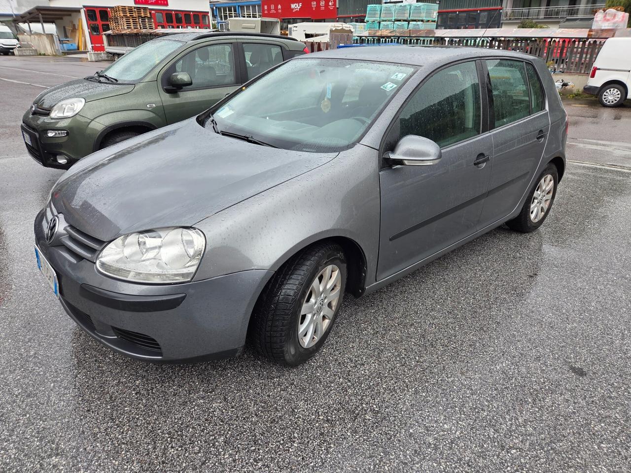 Volkswagen Golf 1.6 5p. Comfortline