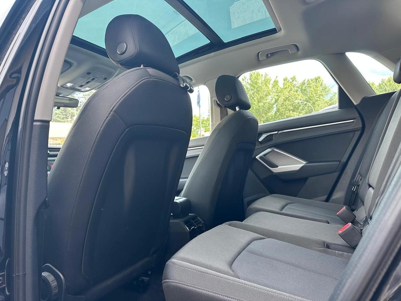 Audi Q3 35 TDI quattro S tronic Business Advanced