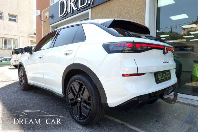 VOLKSWAGEN T-Roc 1.5 eTSI ACT 150 CV DSG R-Line TETTO-GANCIO-19"