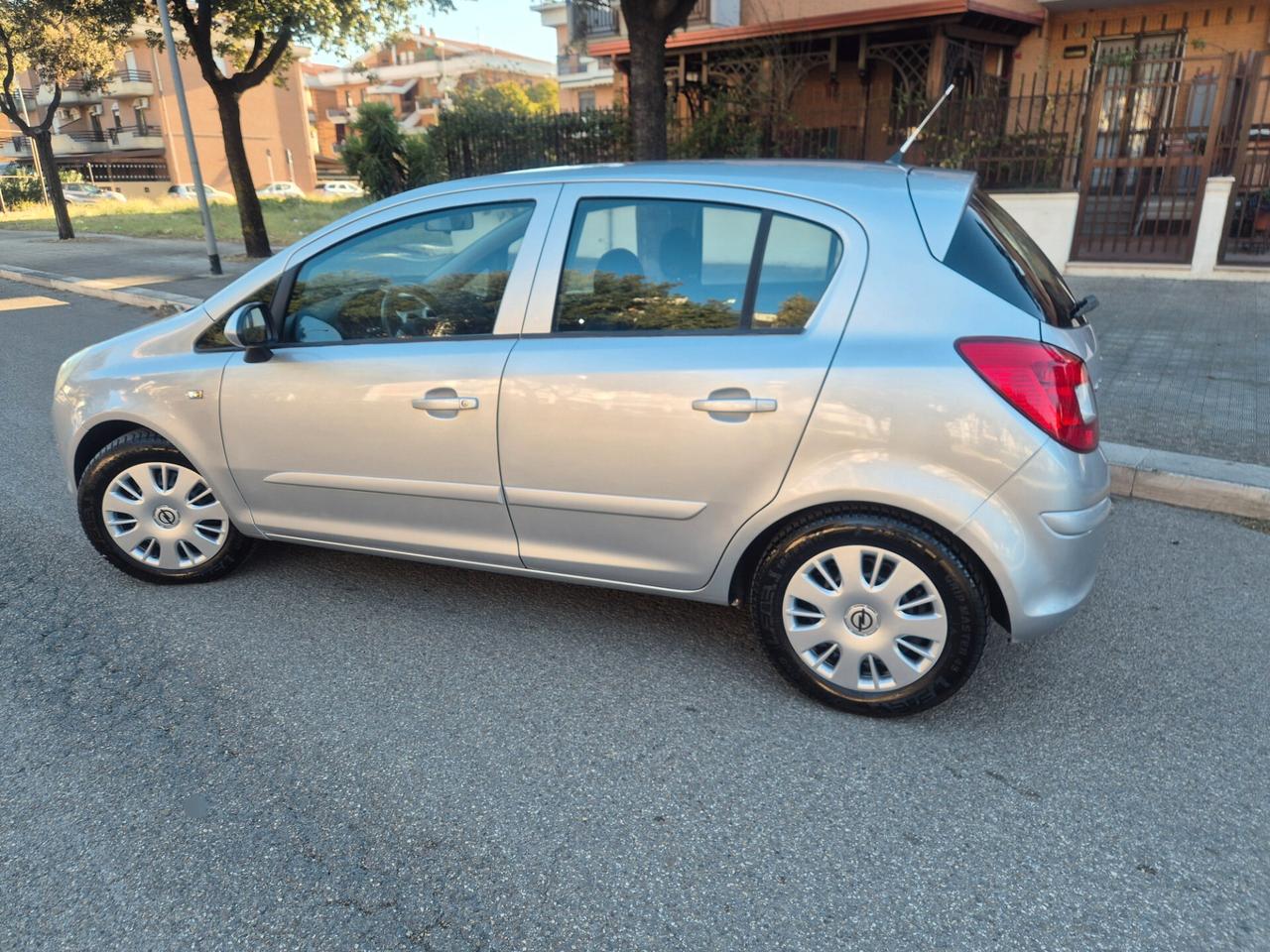 Opel Corsa 1.2 5 porte Enjoy anno 07