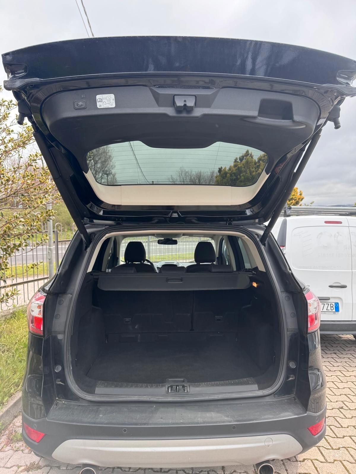 FORD KUGA 2.0 TDCI 150 4WD TITANIUM 2018