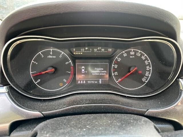 Opel Corsa 1.4 90CV GPL Tech 5 porte Cosmo