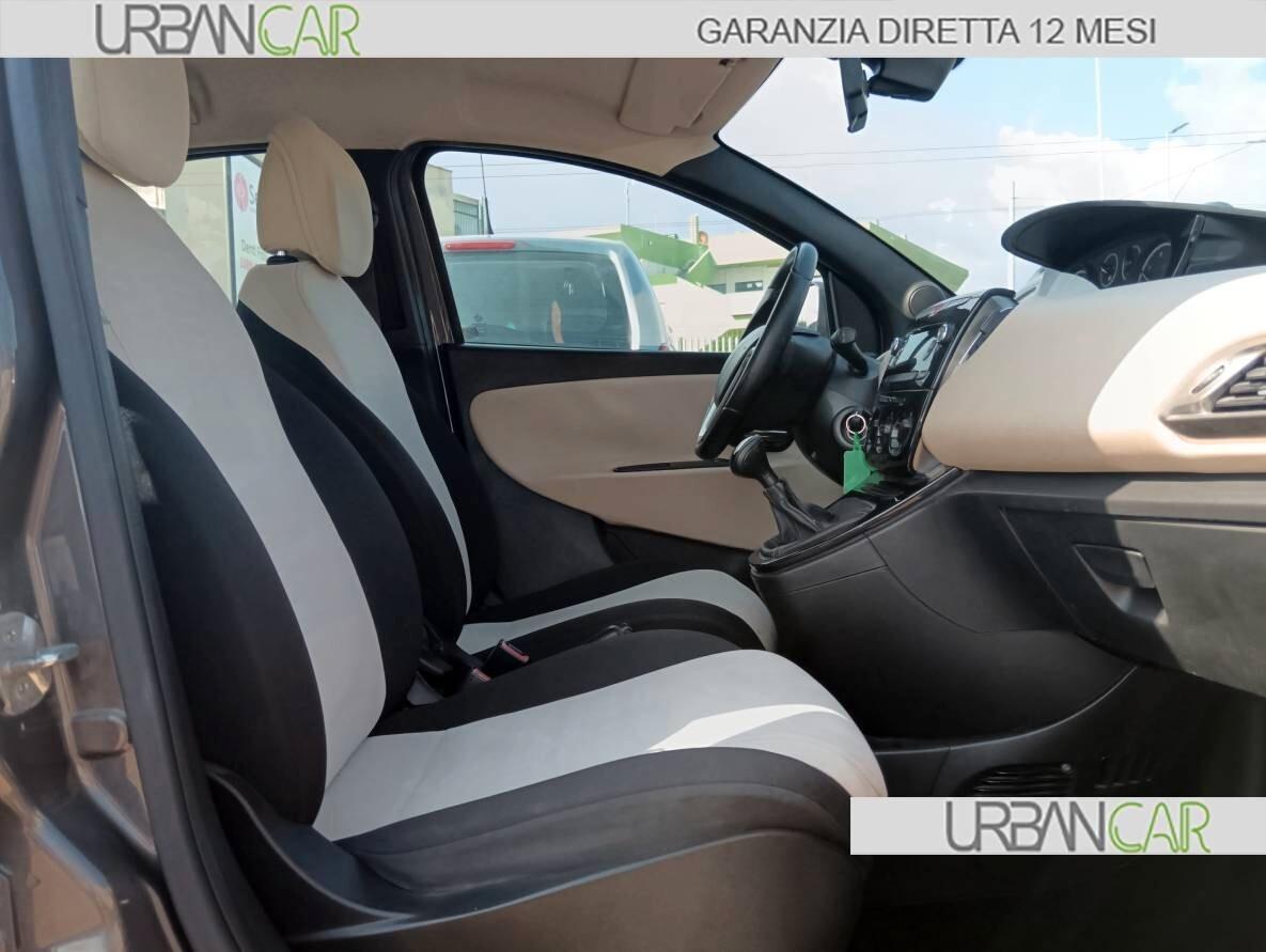 Lancia Ypsilon 1.3 Mjt Cv 95 5p Platinum - GARANZIA