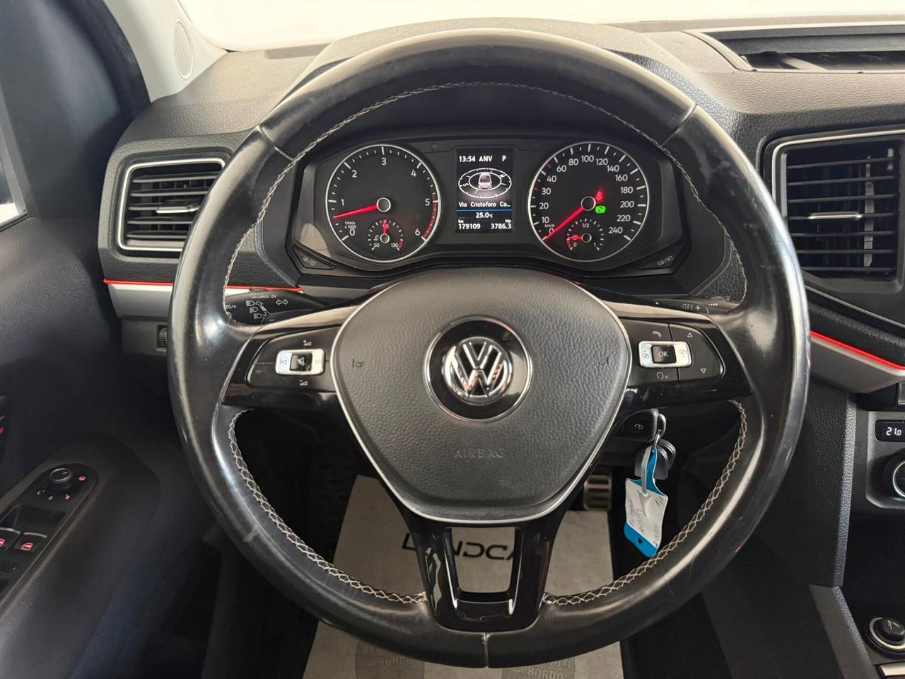 Volkswagen Amarok 3.0 V6 TDI 224 CV 4MOT.BMT aut. Aventura