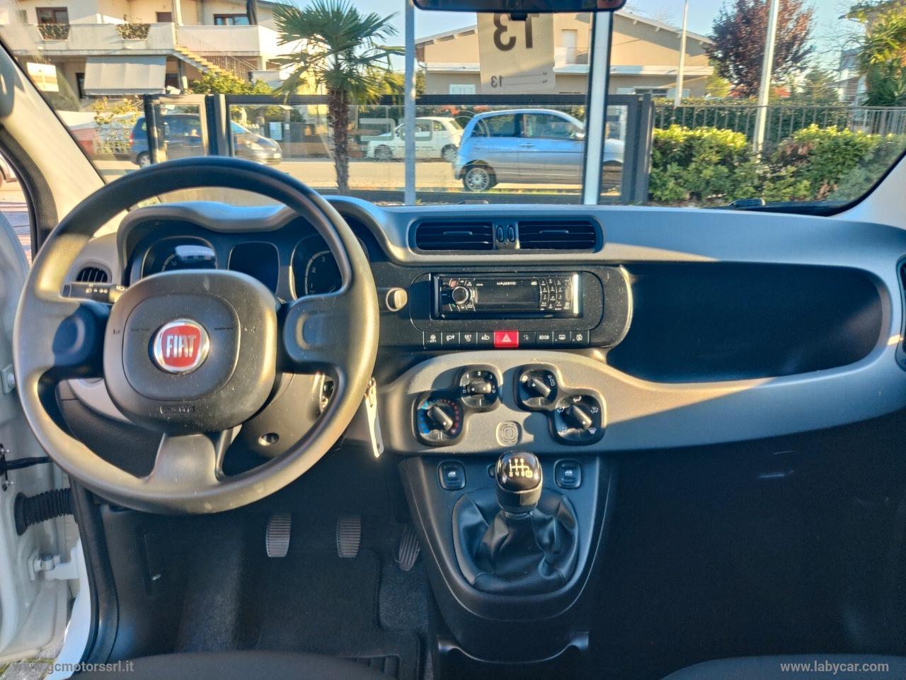 Fiat Panda 1.0 GSE S&S Hybrid Street Van 4 posti