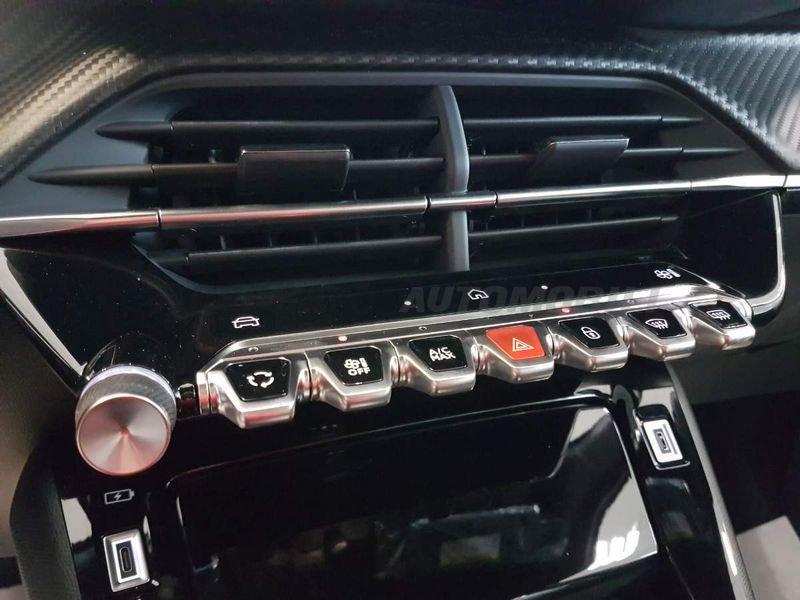 Peugeot 2008 2008 1.2 hybrid Allure 136cv e-dcs6