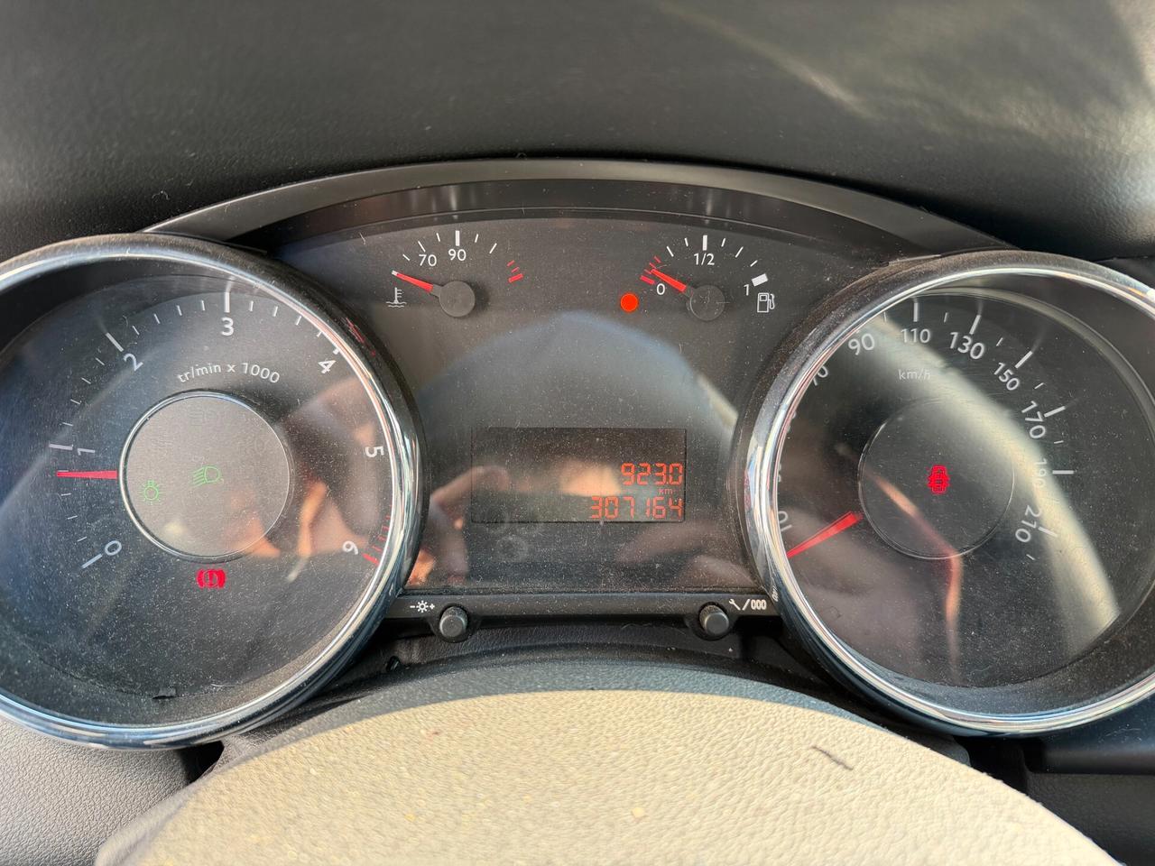 Peugeot 3008 1.6 HDi 110CV Tecno