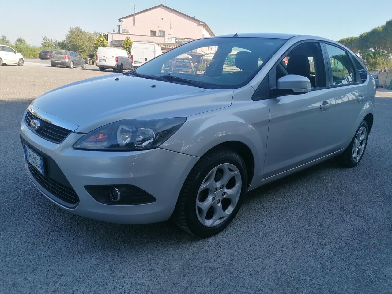 Ford Focus 1.6 (115CV) 5p. Bz.- GPL Titanium